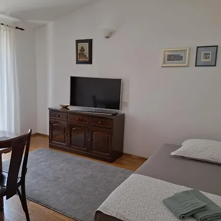 Jurasovic * Makarska